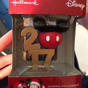 Hallmark 2017 Disney Ornament